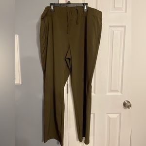 NWOT Women’s Columbia pants